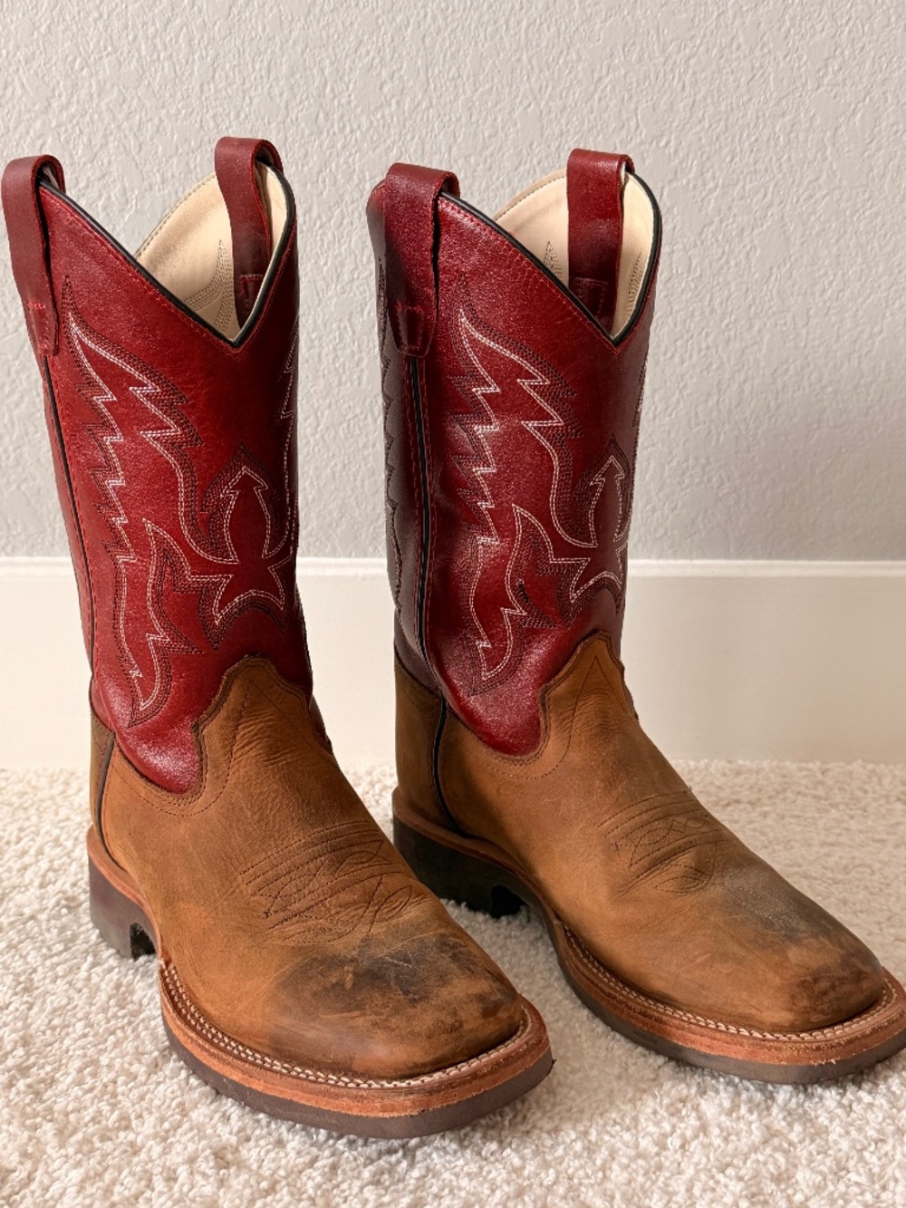 Old West Boys' Cowboy Boots. Western, Country, Brown/Red